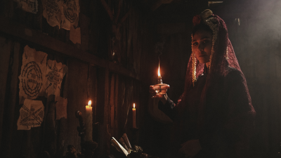 Film “Santet Dosa di Atas Dosa”, Luna Maya Tampil Misterius